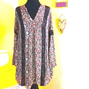 Boho peasant dress with black lace trim